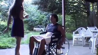 Naughty😈 Teen Takes Harsh Punishment From她的Caregiver