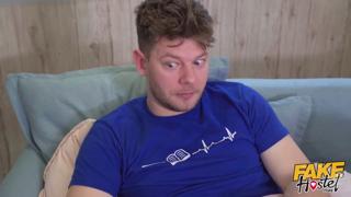 Super sleazy GF cheats on mate, sucks massive dick🍆, creams herself madly