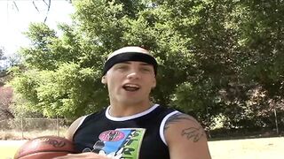 Giant Dick🍆 Meets Wild Teen!