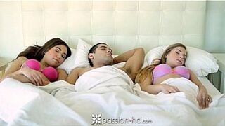 PASSION-HD Lads alternate between fucking and oral😜 on hot girls