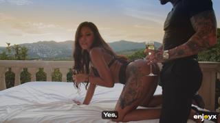 Horny🥵 Latina Andrea Enjoys Rough Outdoor Fuck